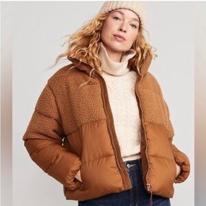 Old Navy Short Sherpa Paneled Puffer Jacket Like New Size XS